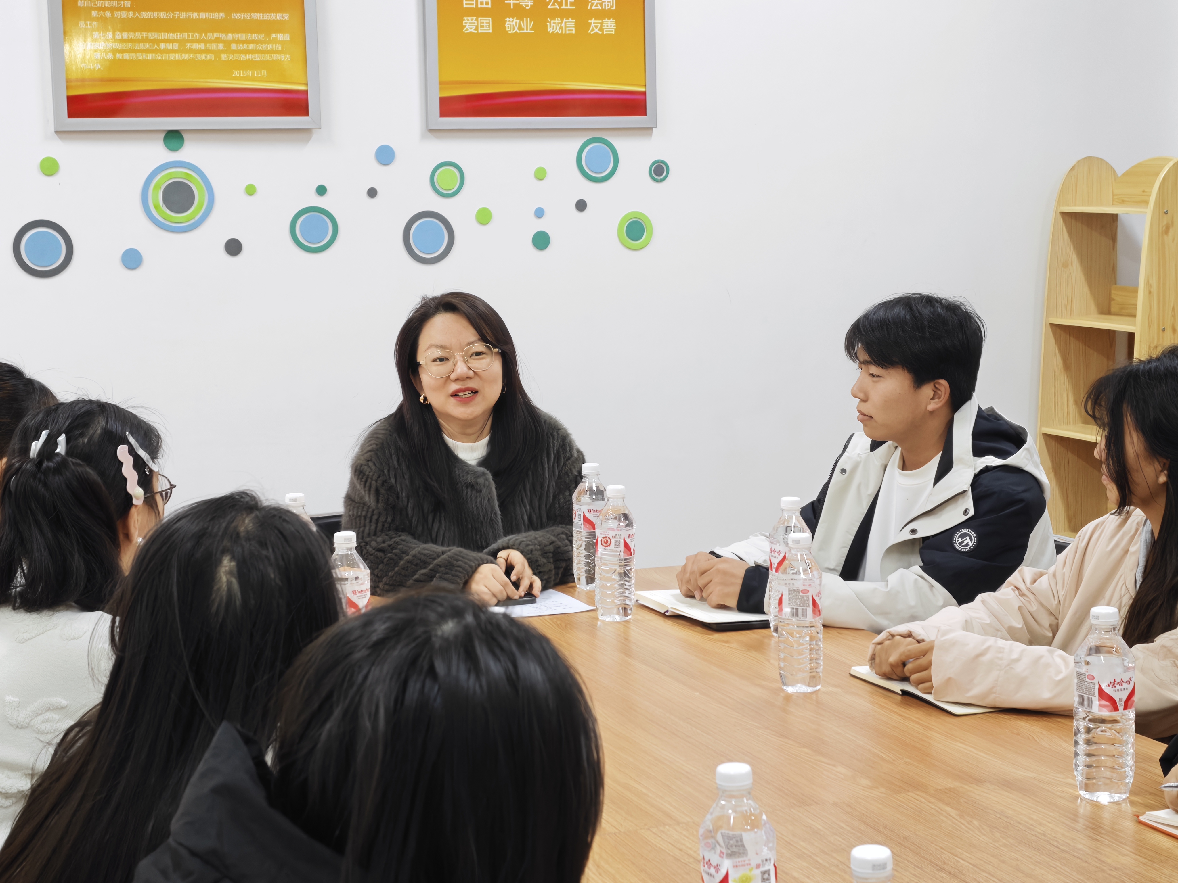 1765767813328014013.jpg 1765767813328014013.jpg